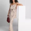Paula Echevarría lang model cami-top van gekreukt satijn