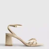 Sandalen met bandjes en blokhakken