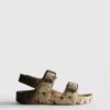 Sandalen met dubbele gesp en print