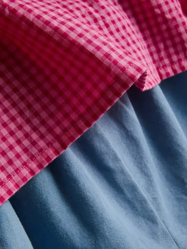 0-36 maanden | setje bestaande uit een blouse met kraag en een shortje met ruches