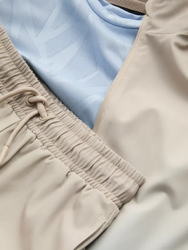 1,5-7 jaar | 3-delige sportieve set met T-shirt, Shorts en hoodie