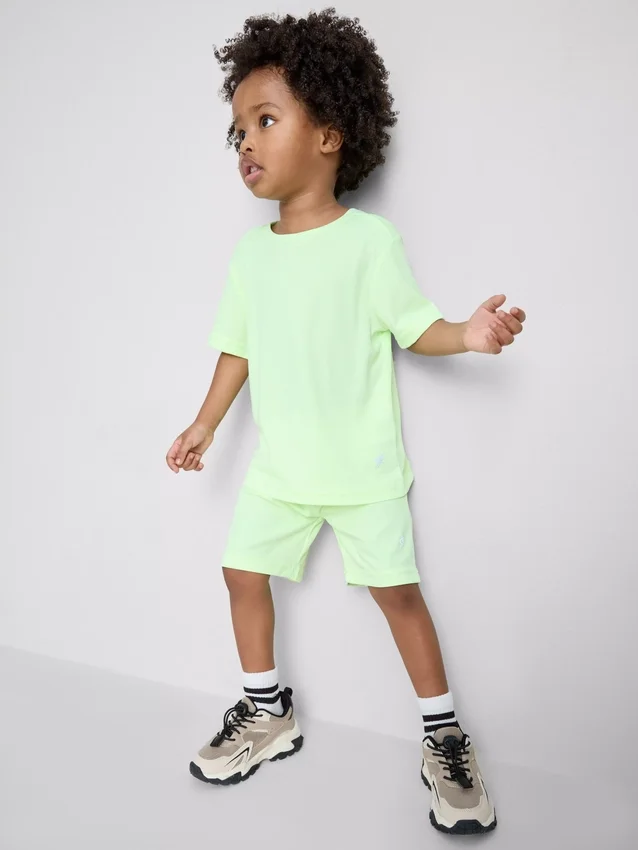 1,5-7 jaar | sportieve set met T-shirt en Shorts