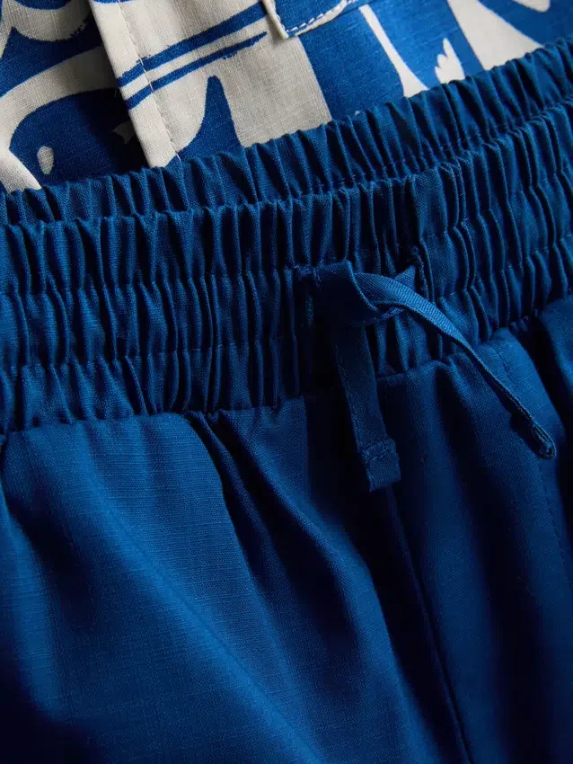 1,5-8 jaar | Set van een overhemd en korte shorts van slubkatoen