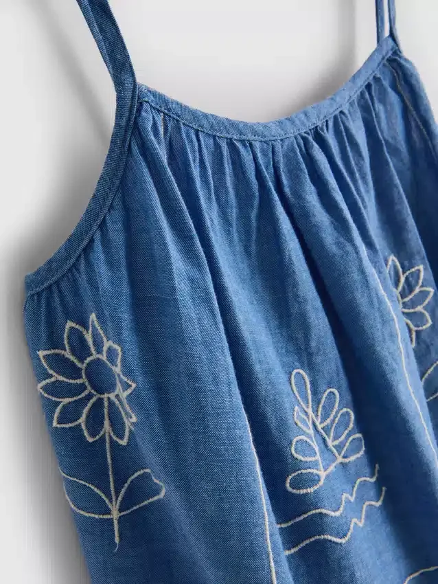 1,5-9 jaar | geborduurde cami-jurk van chambray