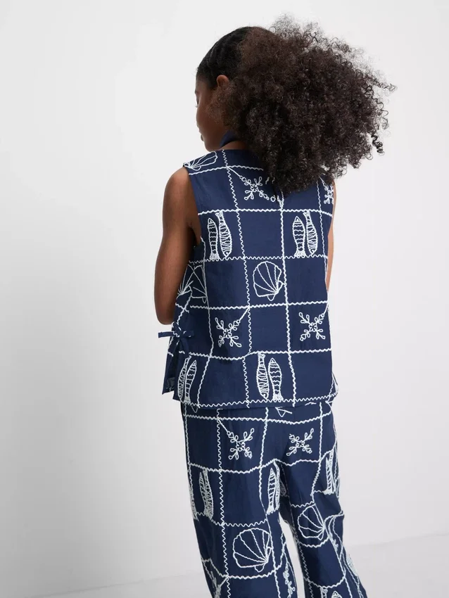 7-15 jaar | geborduurde mouwloze blouse