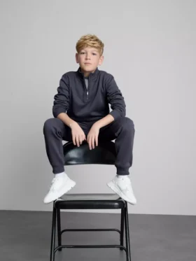 7-15 jaar | Set met sweatshirt met trechterhals en joggingbroek