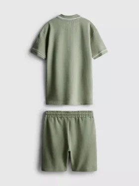 7-15 jaar | set van een poloshirt met textuur en een korte broek