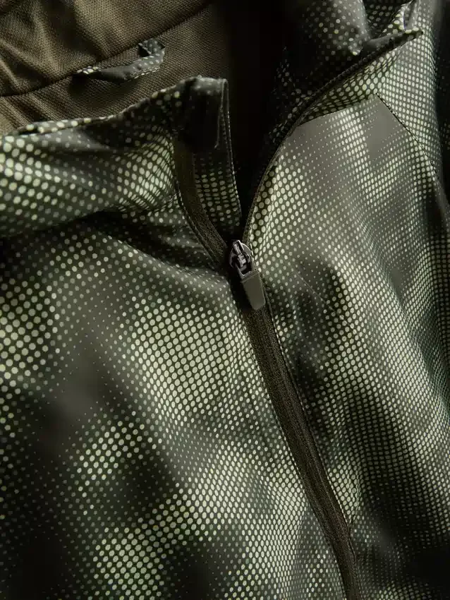 7-15 jaar | sportjasje met ritssluiting en camouflageprint