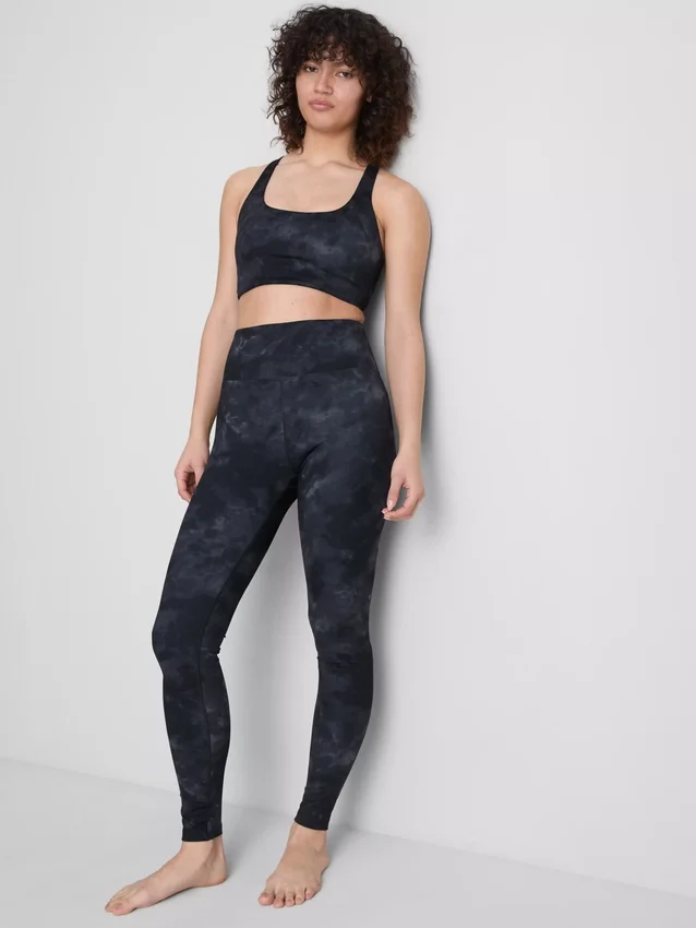 Actieve crop top met racerback en marmerprint