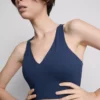 Actieve crop top met V-hals en racerback