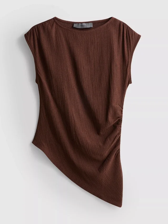 Asymmetrische gekreukelde top