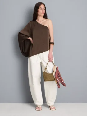 Asymmetrische top met één schouder van satijn
