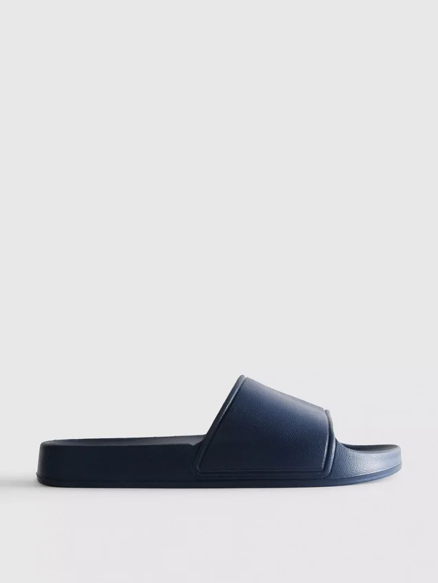 Badslippers met dikke zool