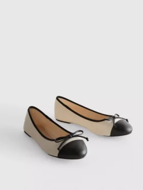 Ballerina’s met neuskap als neus