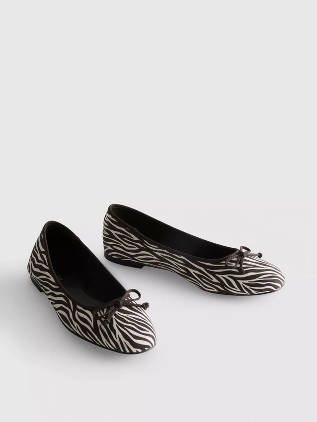Ballerina’s met strik