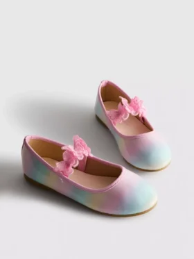 Ballerina’s met vlinderapplicatie