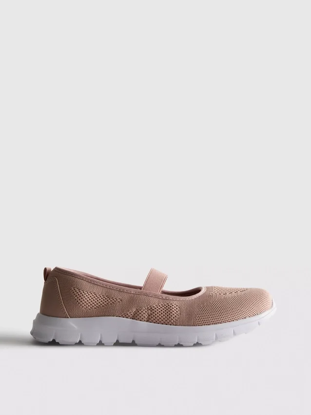 Ballerina-sneakers om aan te trekken