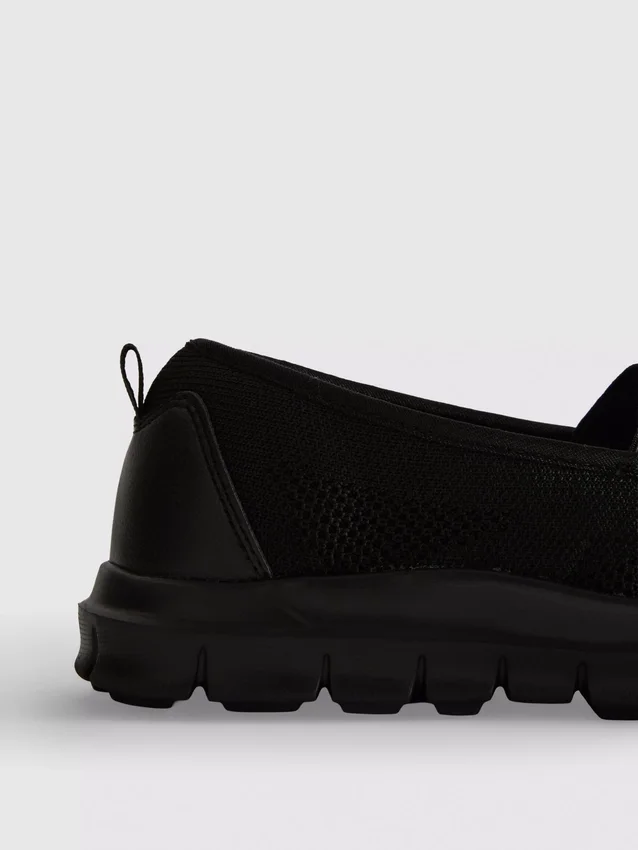Ballerina-sneakers om aan te trekken