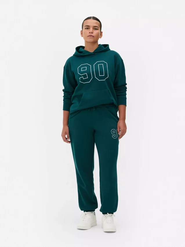 Bedrukte joggingbroek met omgeslagen boorden