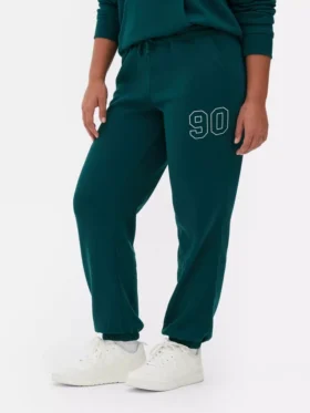 Bedrukte joggingbroek met omgeslagen boorden