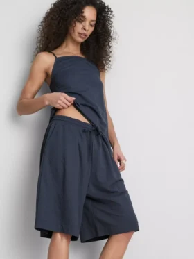 Bermudashort met relaxte textuur