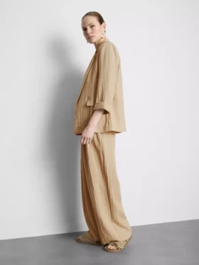 Blazer met gekartelde revers en structuur