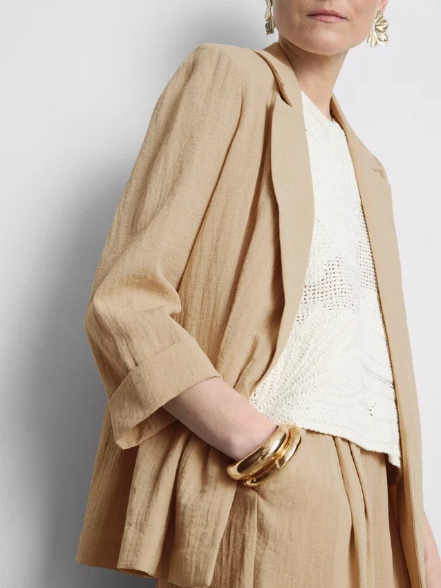 Blazer met gekartelde revers en structuur