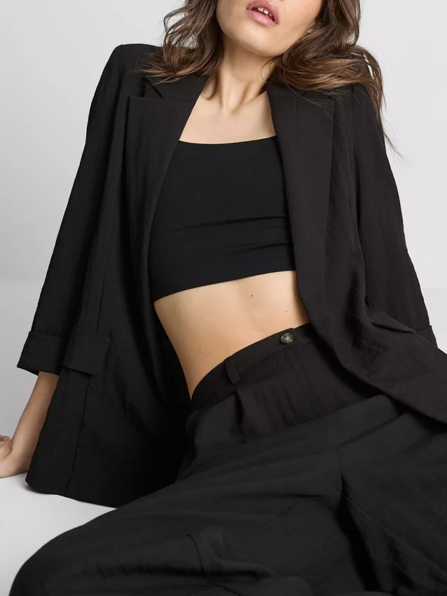 Blazer met gekartelde revers en structuur