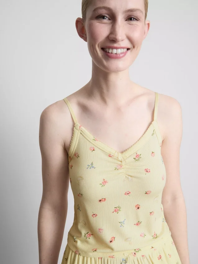 Bloemenpyjama-top met geribde cami