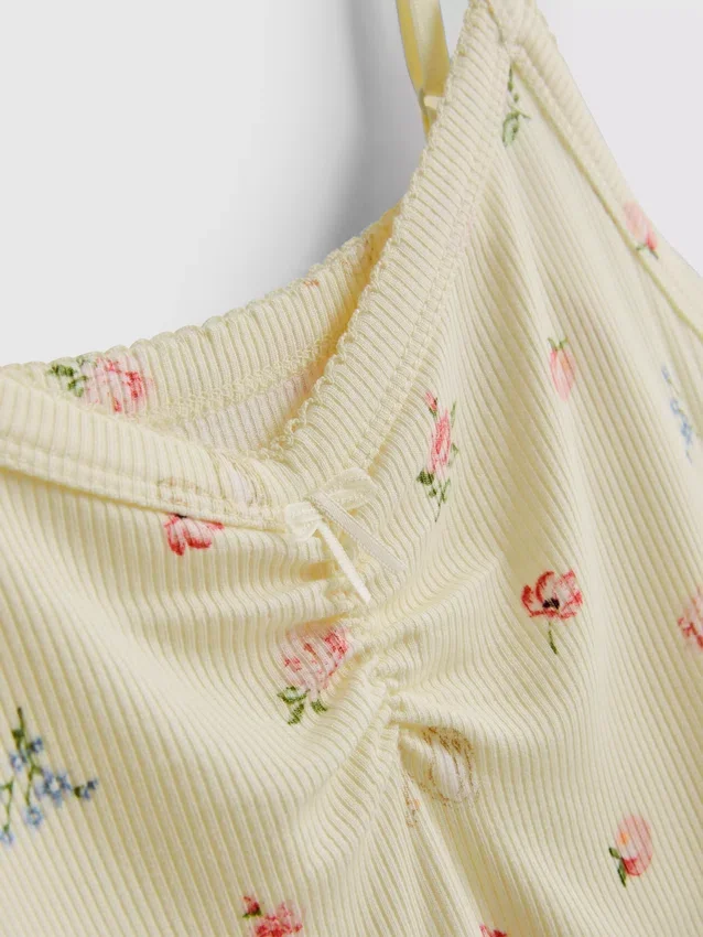 Bloemenpyjama-top met geribde cami