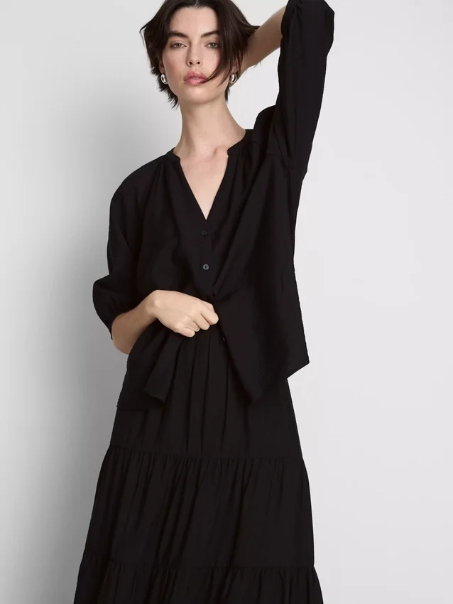 Blouse met 3/4-mouwen en V-hals