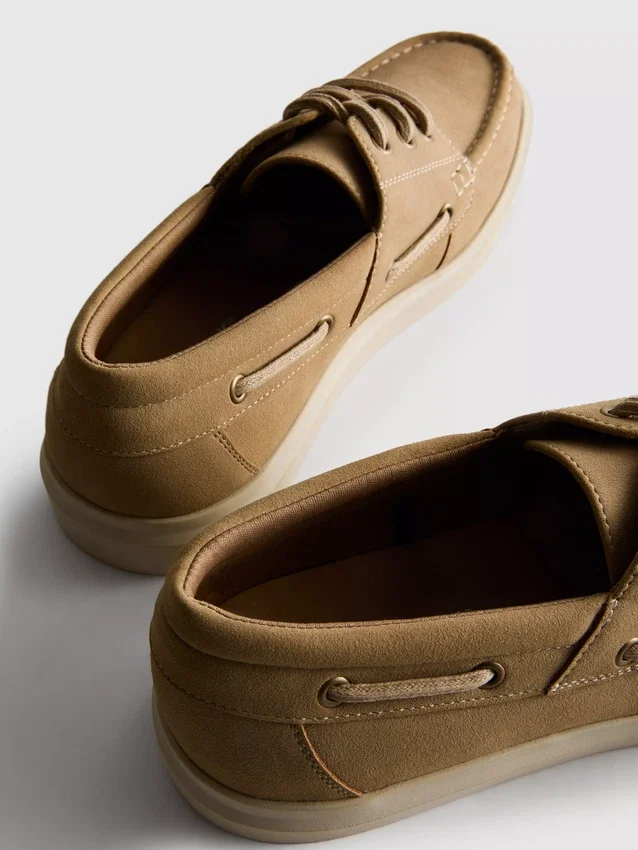 Bootschoenen met veters