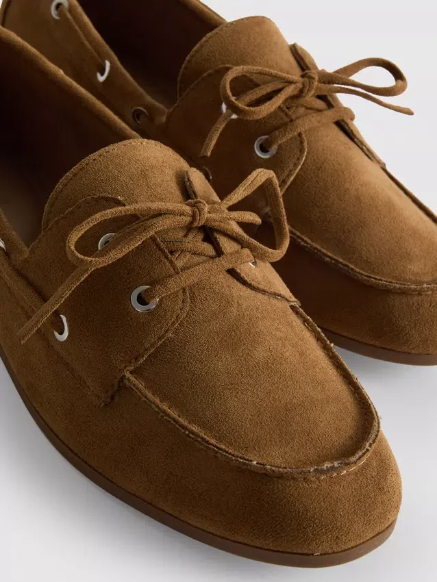 Bootschoenen met veters