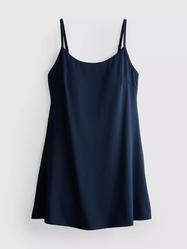 Boterzachte sportieve mini-jurk