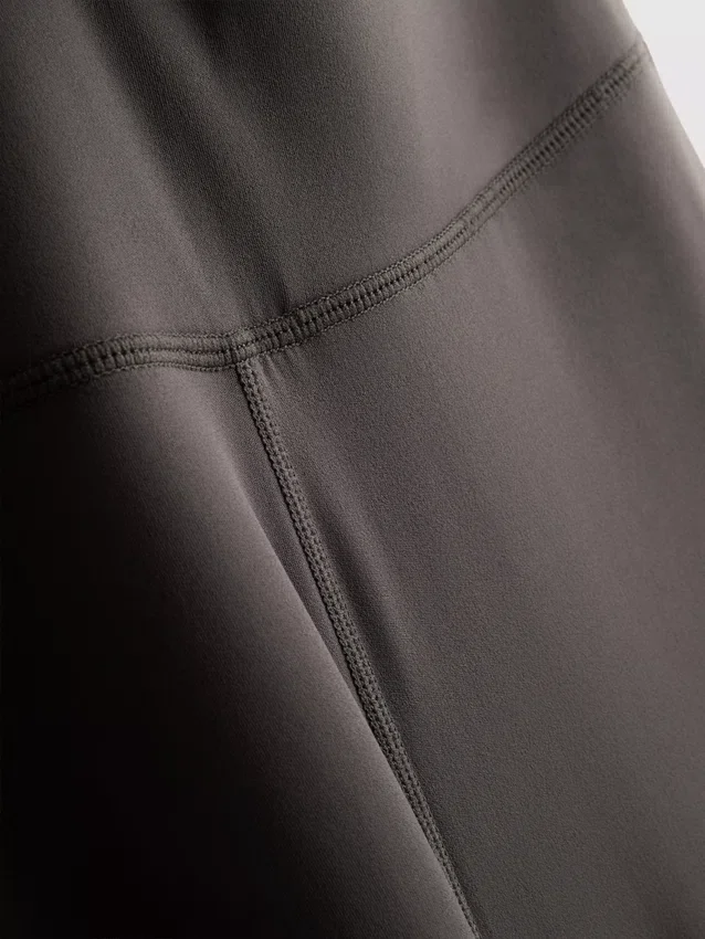 Boterzachte sportlegging met hoge taille