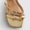 Breed uitgesneden sandalen met bloemenprint en strass op hakken