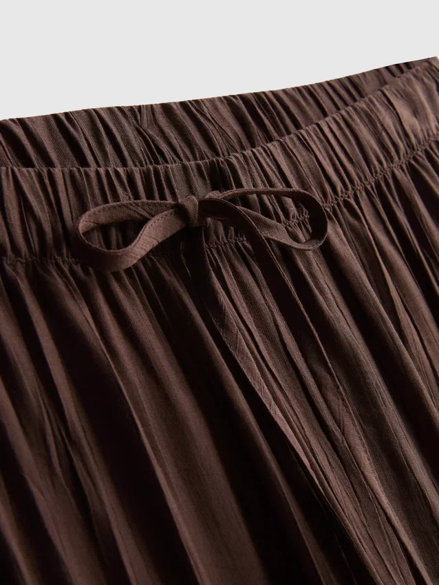 Broek met brede pijpen, textuur en trekkoord