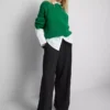 Broek met elastische taille en wijde pijpen