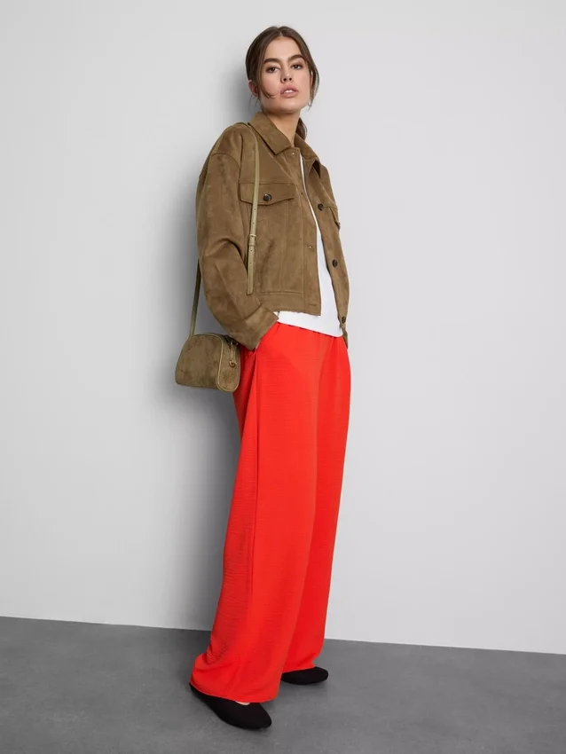 Broek met elastische taille en wijde pijpen