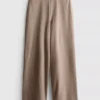 Broek met middelhoge taille en wijde pijpen