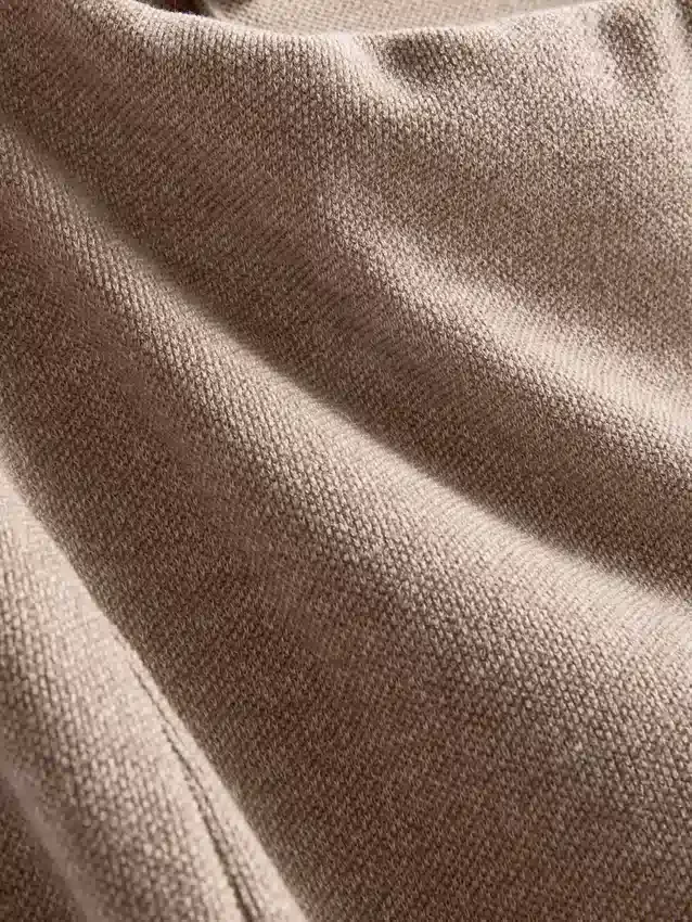 Broek met middelhoge taille en wijde pijpen