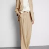 Broek met textuur en losse pasvorm, middelhoge taille