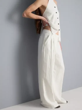 Broek met textuur en wijde pijpen