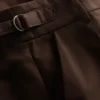 Broek met wijde pijpen, plooien en riemdetail