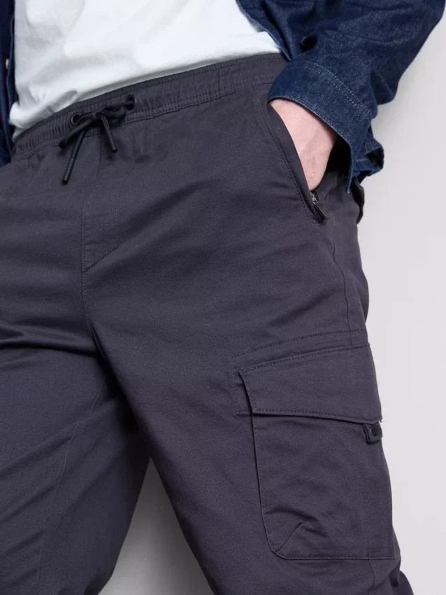 Cargo-joggingbroek met omgeslagen pijpen