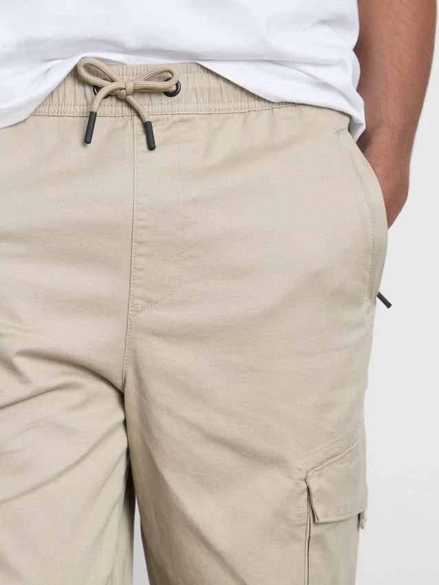 Cargo-joggingbroek met omgeslagen pijpen