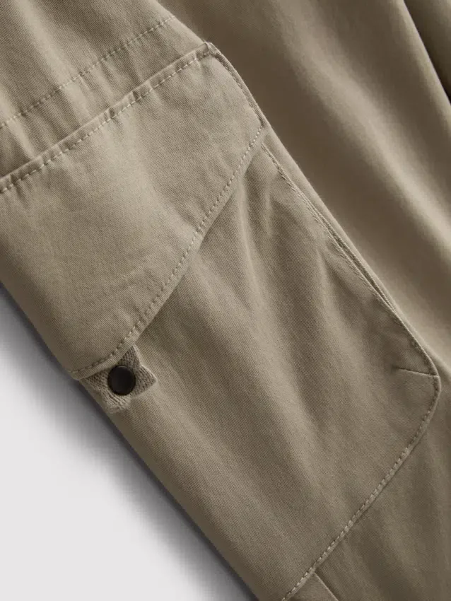 Cargo-joggingbroek met omgeslagen pijpen