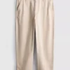 Chino met middelhoge taille en losse pasvorm