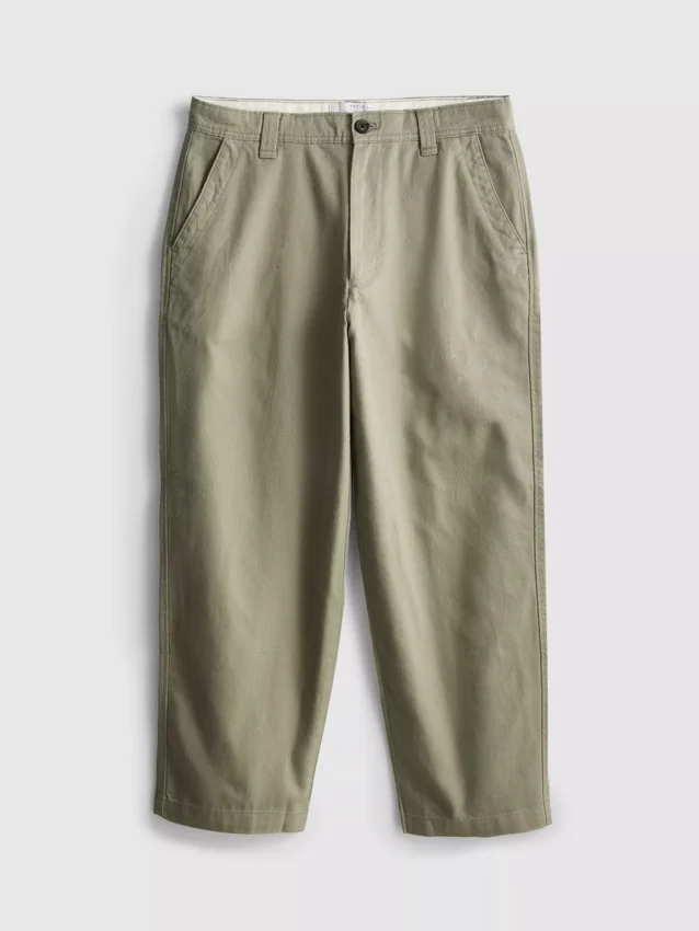 Chino met middelhoge taille en losse pasvorm