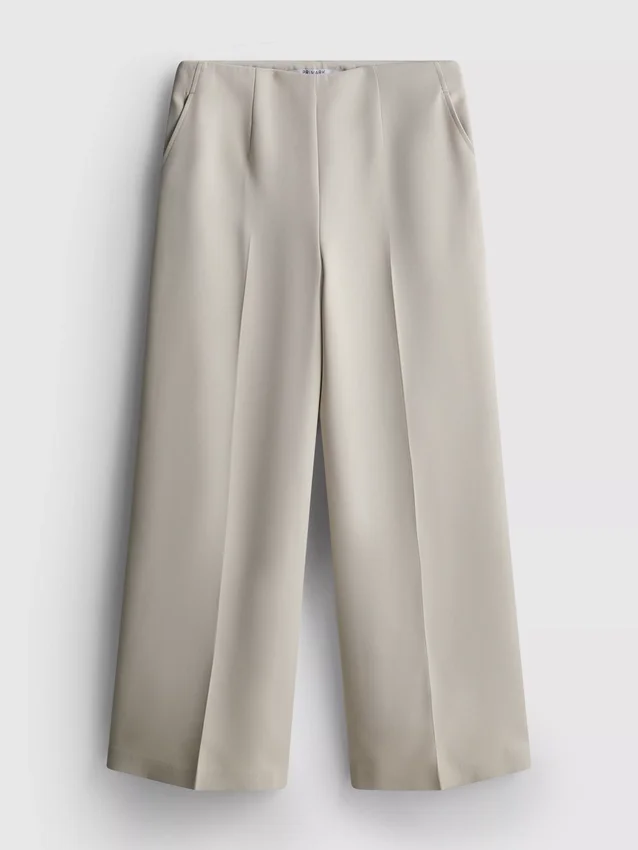 Chique broek met wijde pijpen